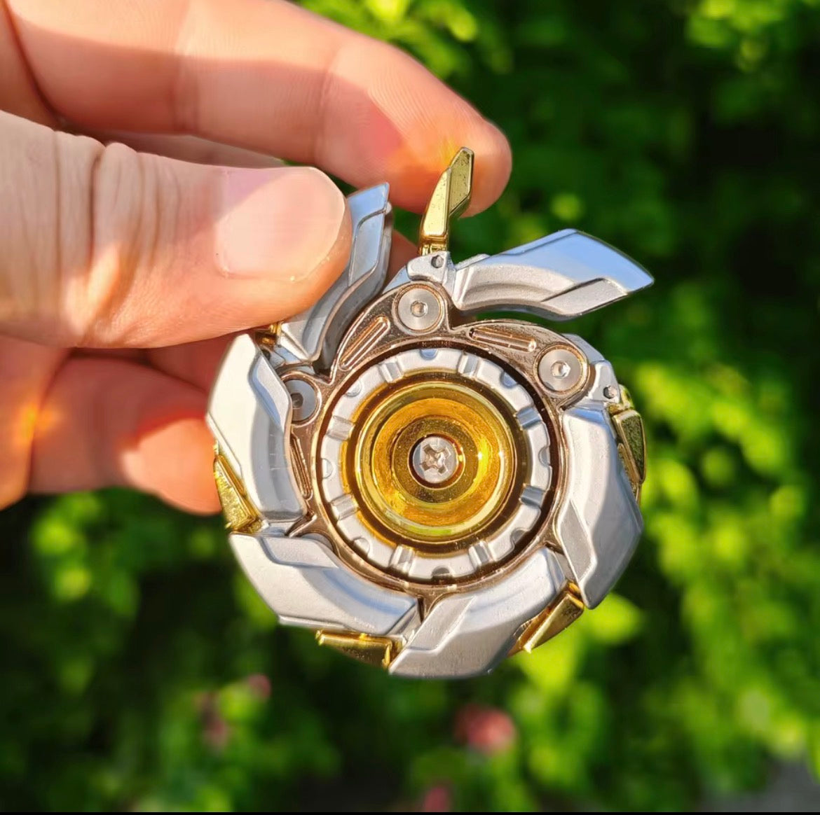 Expanding spinner (Most popular)