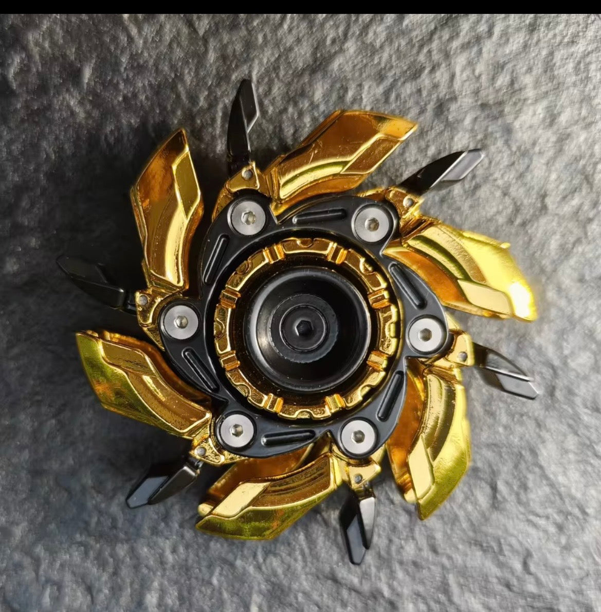 Expanding spinner (Most popular)