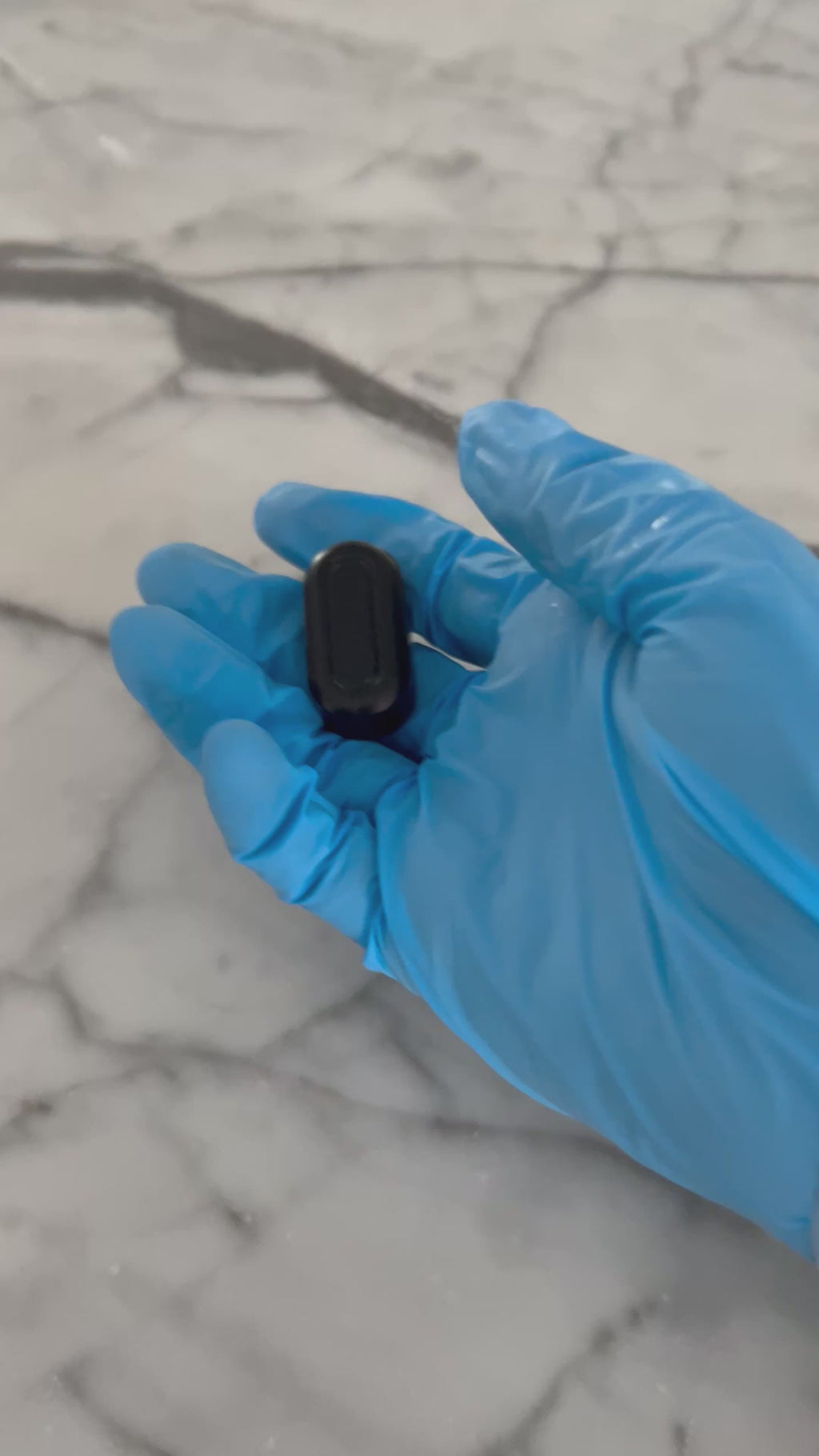 Small Pill magnetic slider