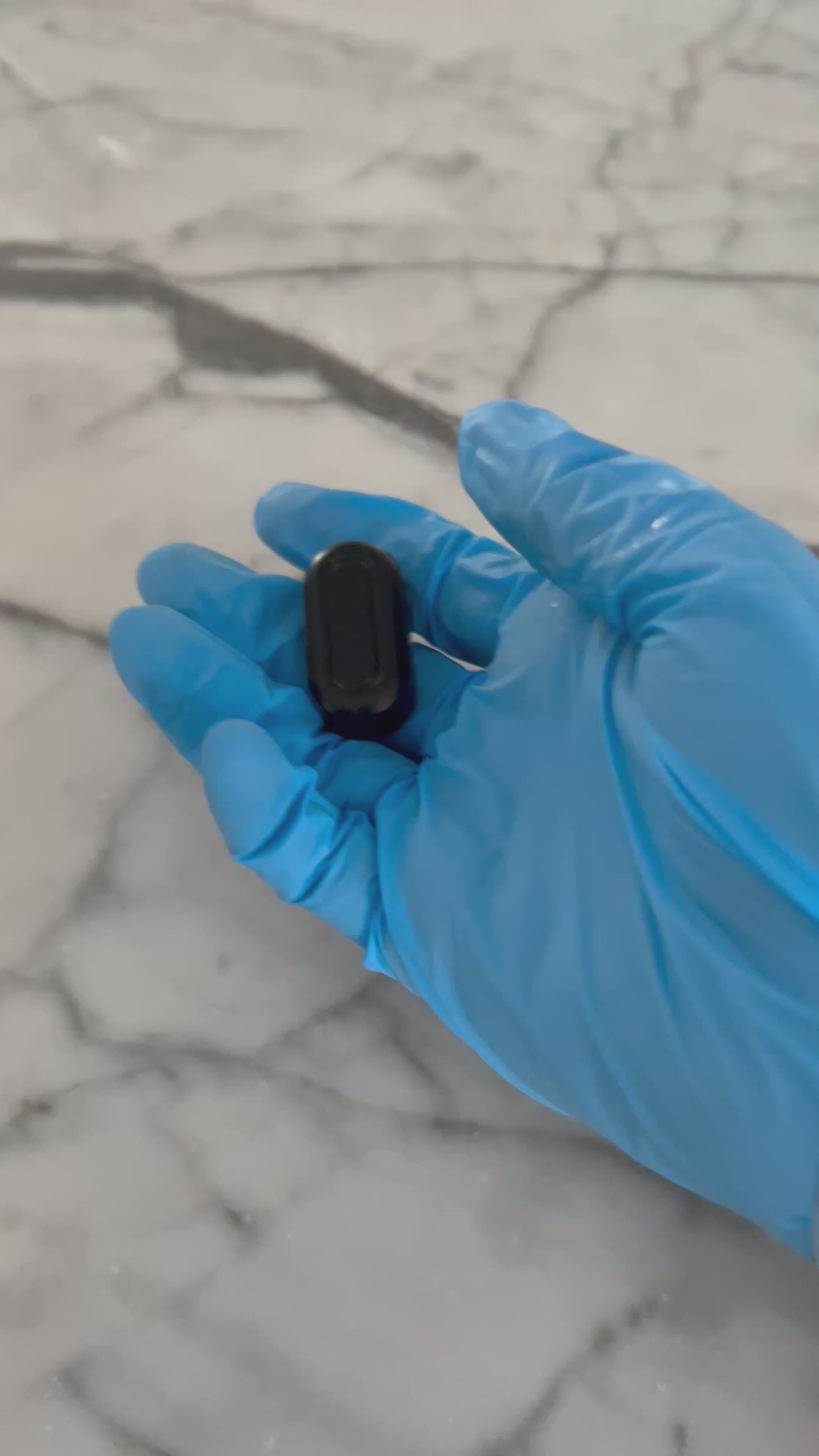 Small Pill magnetic slider